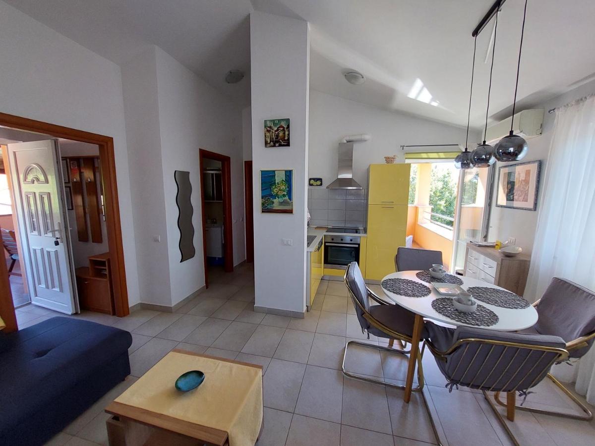 Apartamento Lana Fažana Exterior foto