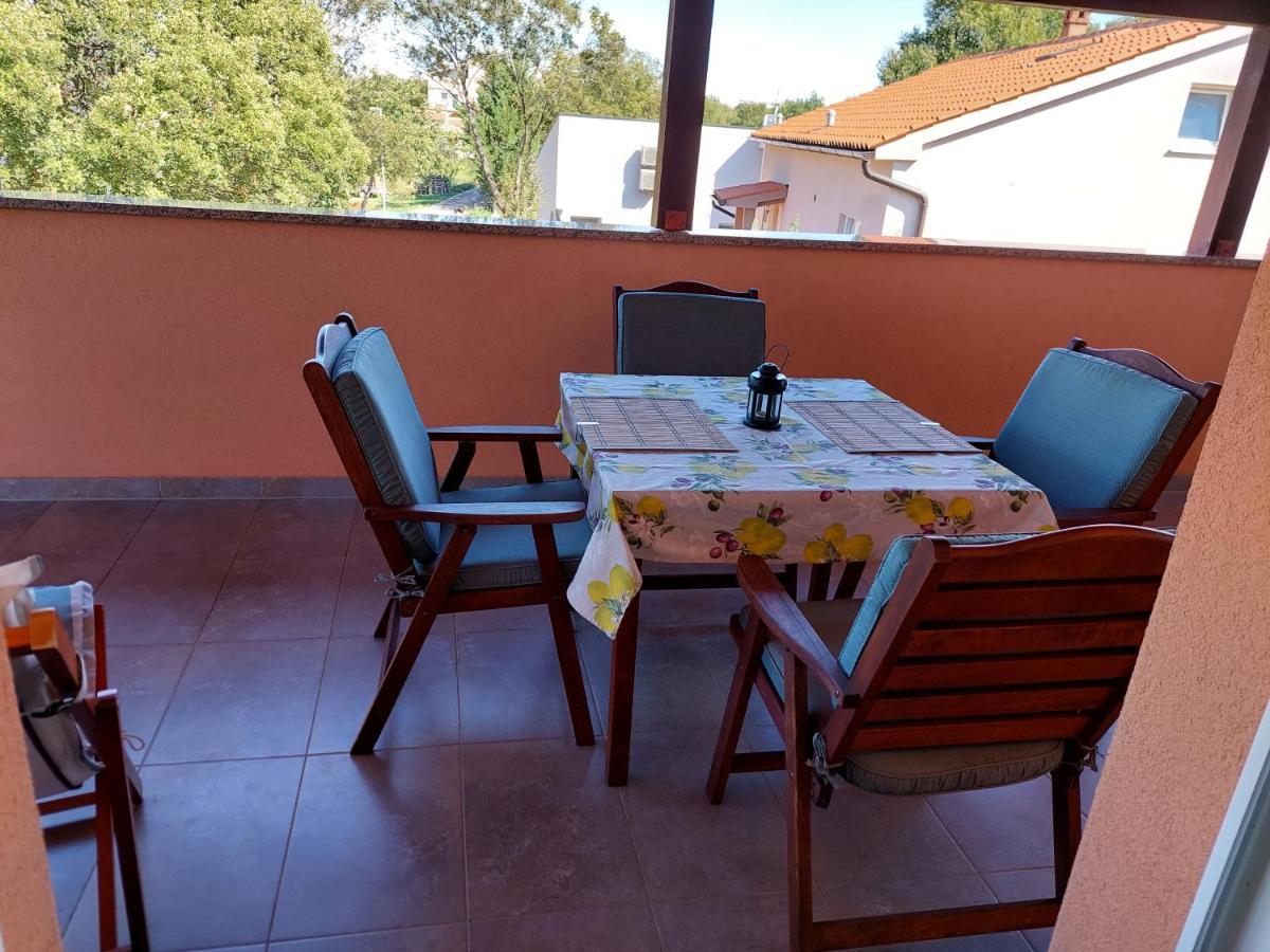 Apartamento Lana Fažana Exterior foto